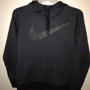 Nike therma-fit hooded sweatshirt